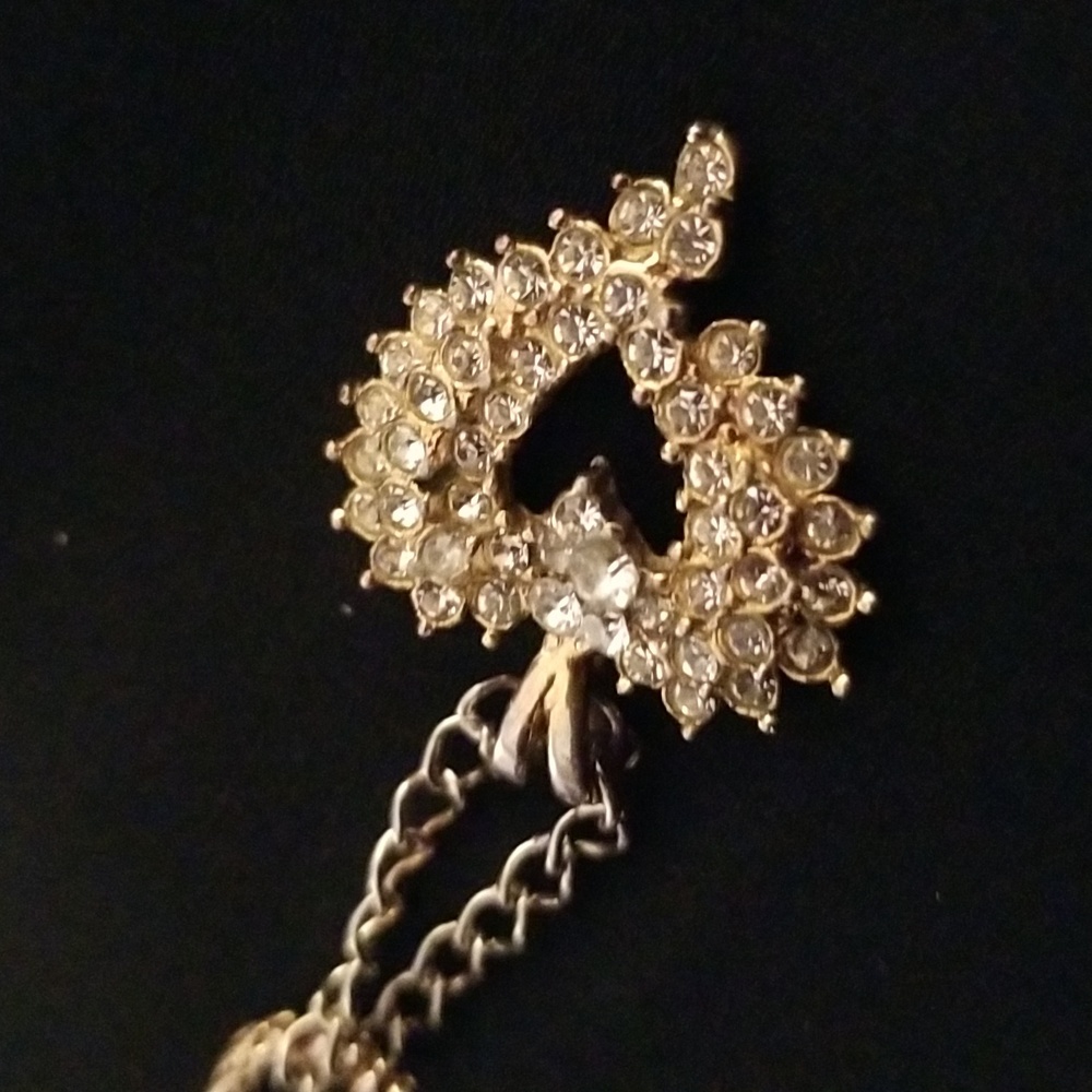 Asymmetrical Heart Pendant - Picture 5 of 7